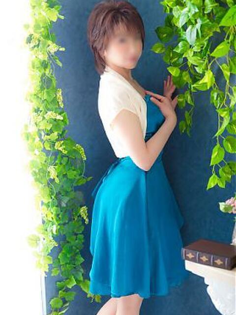 【レースクィーン】ひとみの写真1枚目